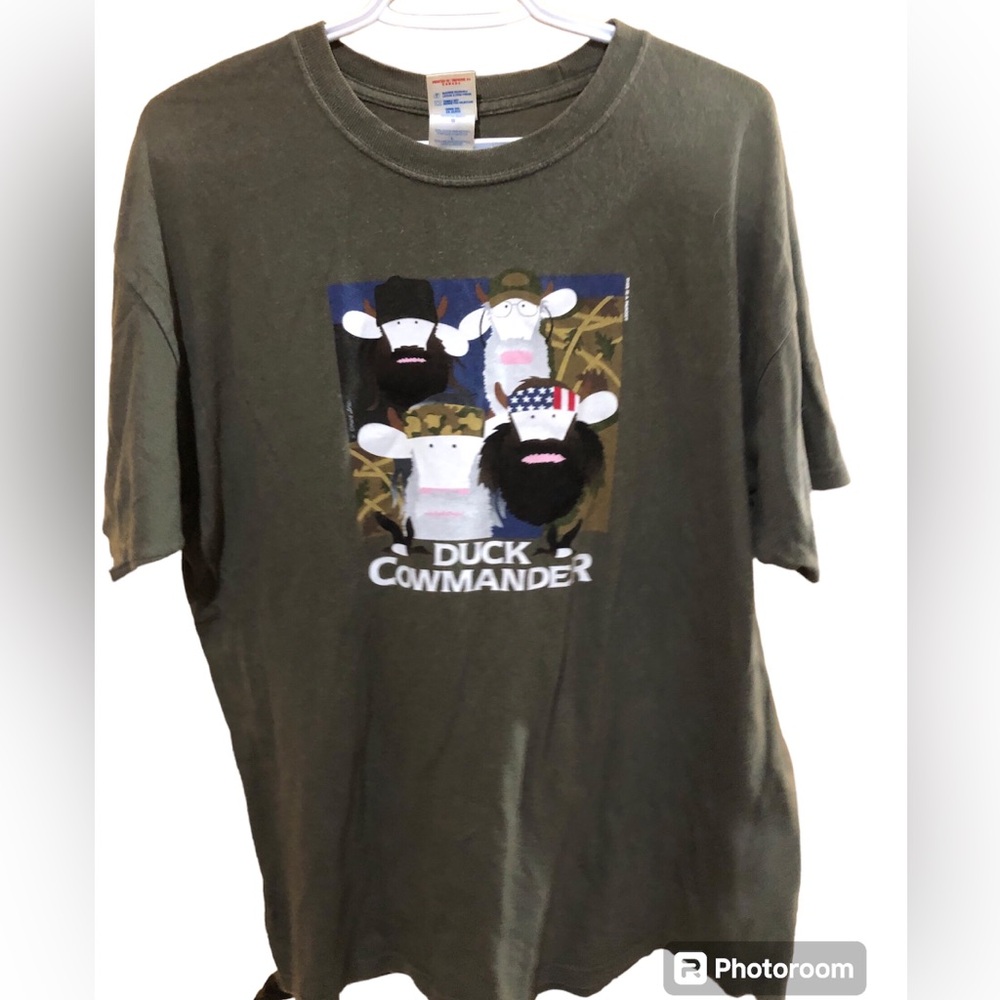 Cows PEI Parody T-shirt “Duck Cowmander” Large